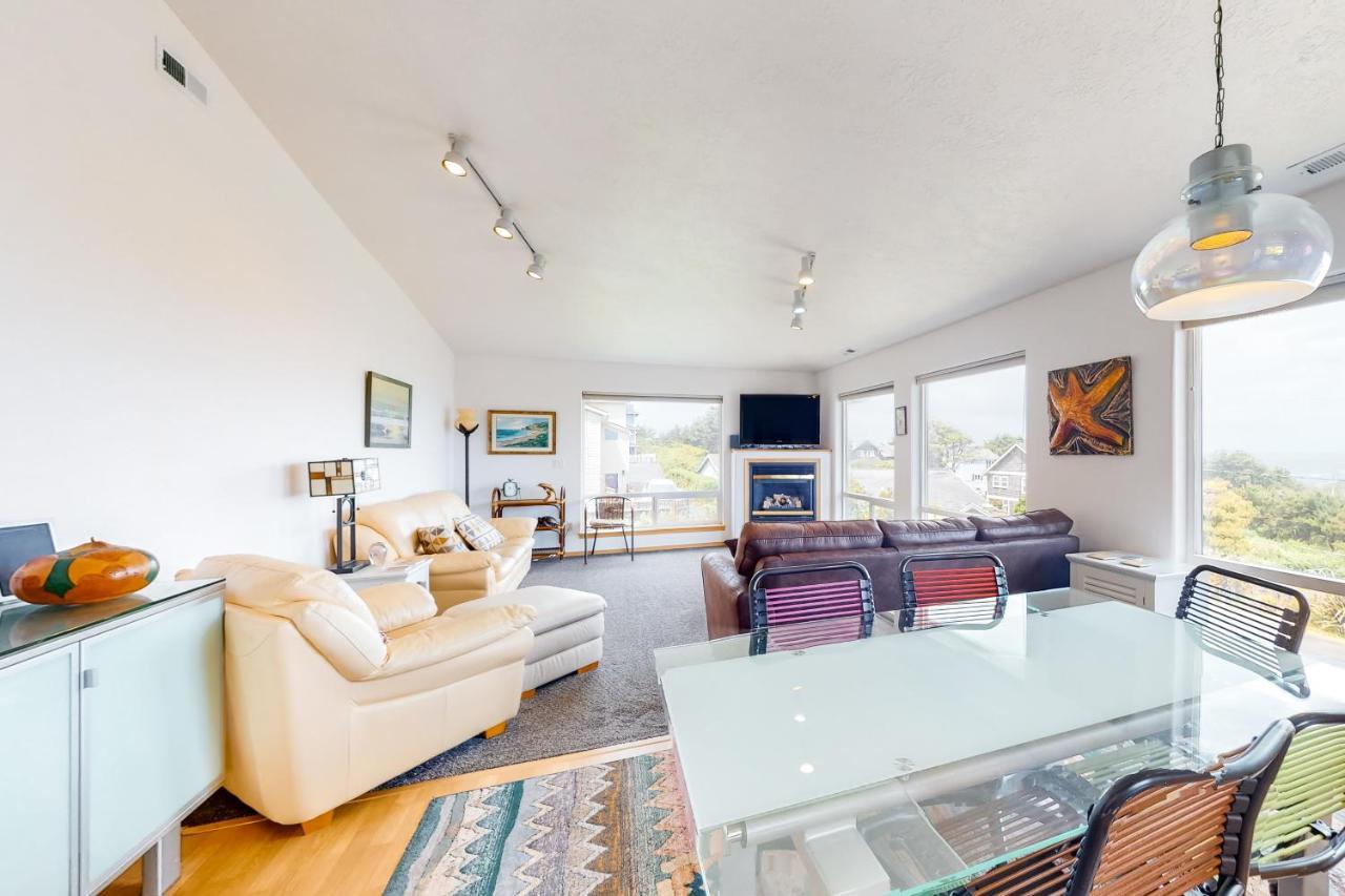 Js Beach House Lincoln City Bagian luar foto