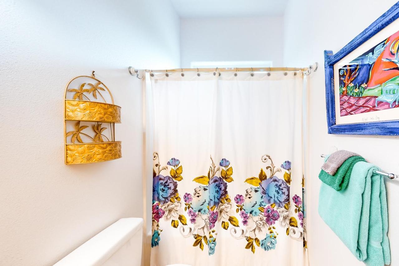 Js Beach House Lincoln City Bagian luar foto