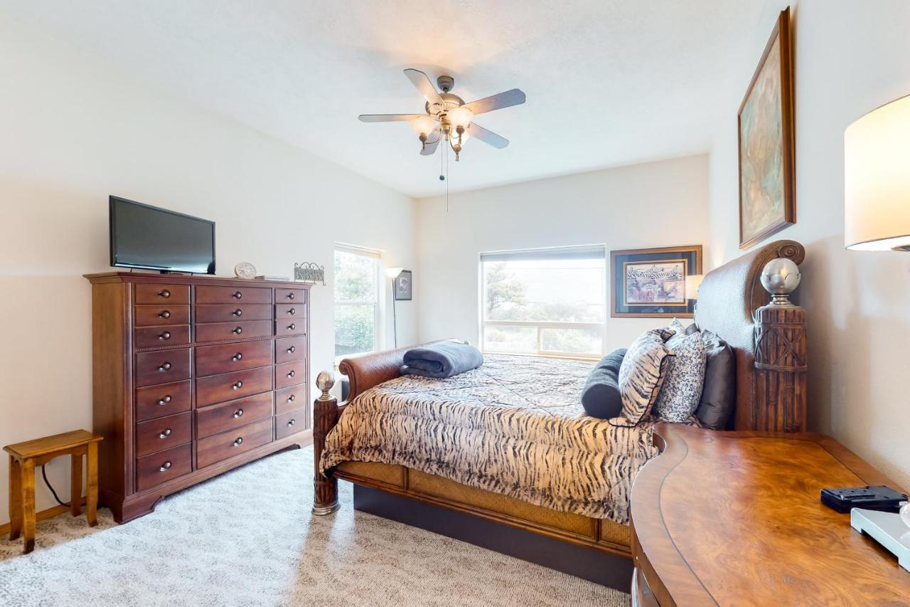 Js Beach House Lincoln City Bagian luar foto